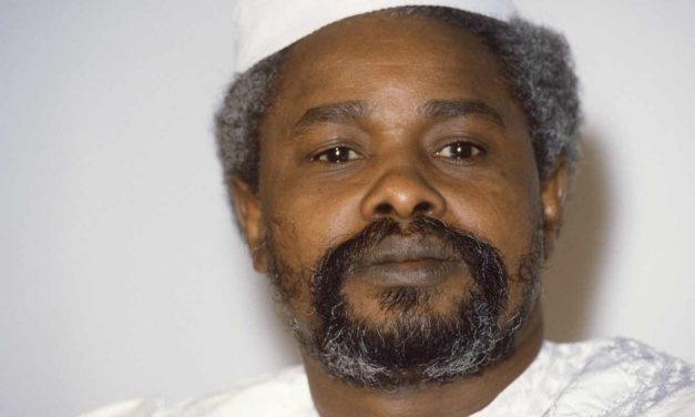Hussein Habré: la mort d&rsquo;un résistant sacrifié par ses pairs.Président du Tchad de 1982 à 1990.Avec la complicité de la France, il perd le pouvoir en 1990au profit de Idriss DEBY.