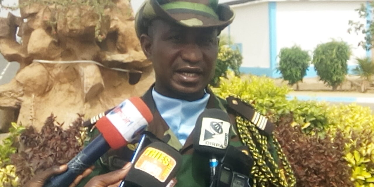 REMISE DE DRAPEAU:4é détachement pour la Centrafrique:le Lieut-Colonel,Aranda Gerarld ASSINE