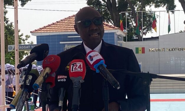 ENOA-REMISE D&rsquo;EPAULETTES AUX SOUS-LIEUTENANTS DE LA 43é PROMO. Une cérémonie présidée par le MFA, Birame DIOP